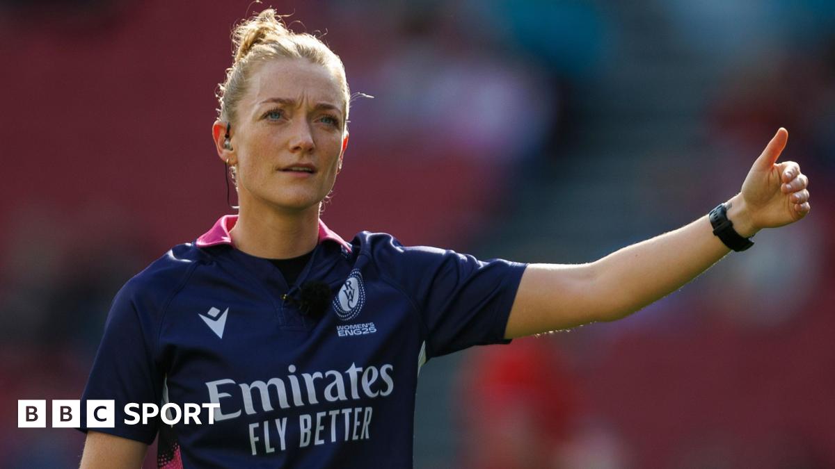Hollie Davidson refereeing a Women's World Cup match between Canada and Australia