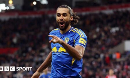 Dominic Calvert-Lewin celebrates scoring