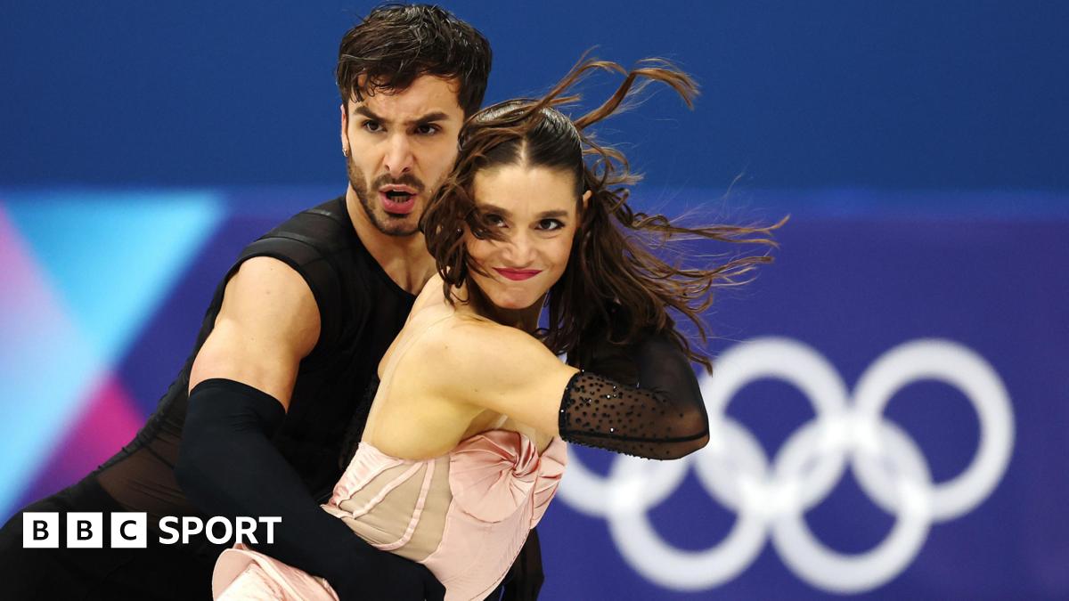 Guillaume Cizeron and Laurence Fournier Beaudry