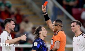 Ismail Elfath shows a red card to Agustin Canobbio