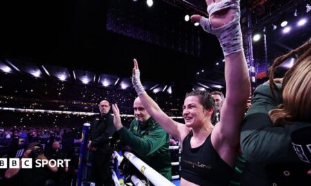 Katie Taylor celebrates after her win